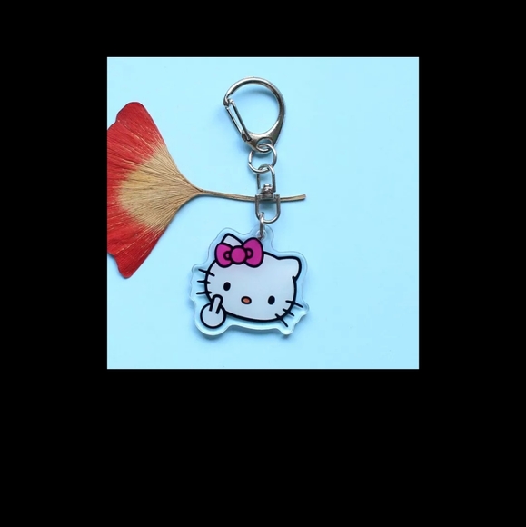 2 Hello Kitty Keychains - Picture 3 of 10